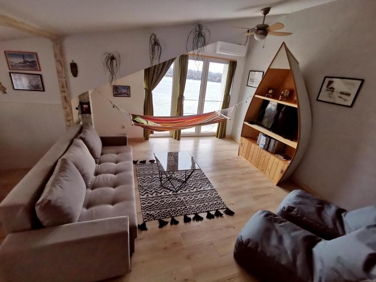 Gardos Riverview Белград Екстериор снимка