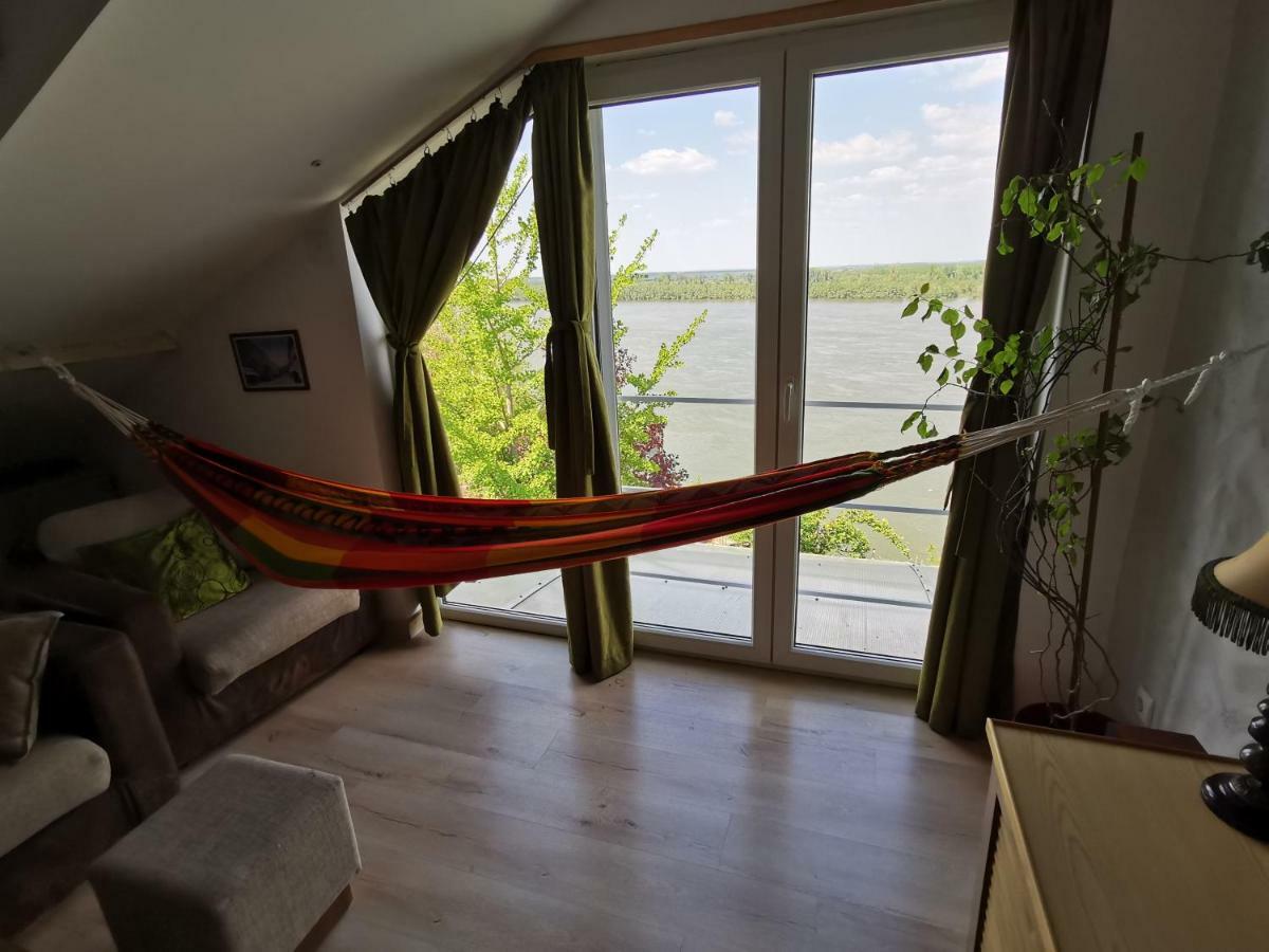 Gardos Riverview Белград Екстериор снимка