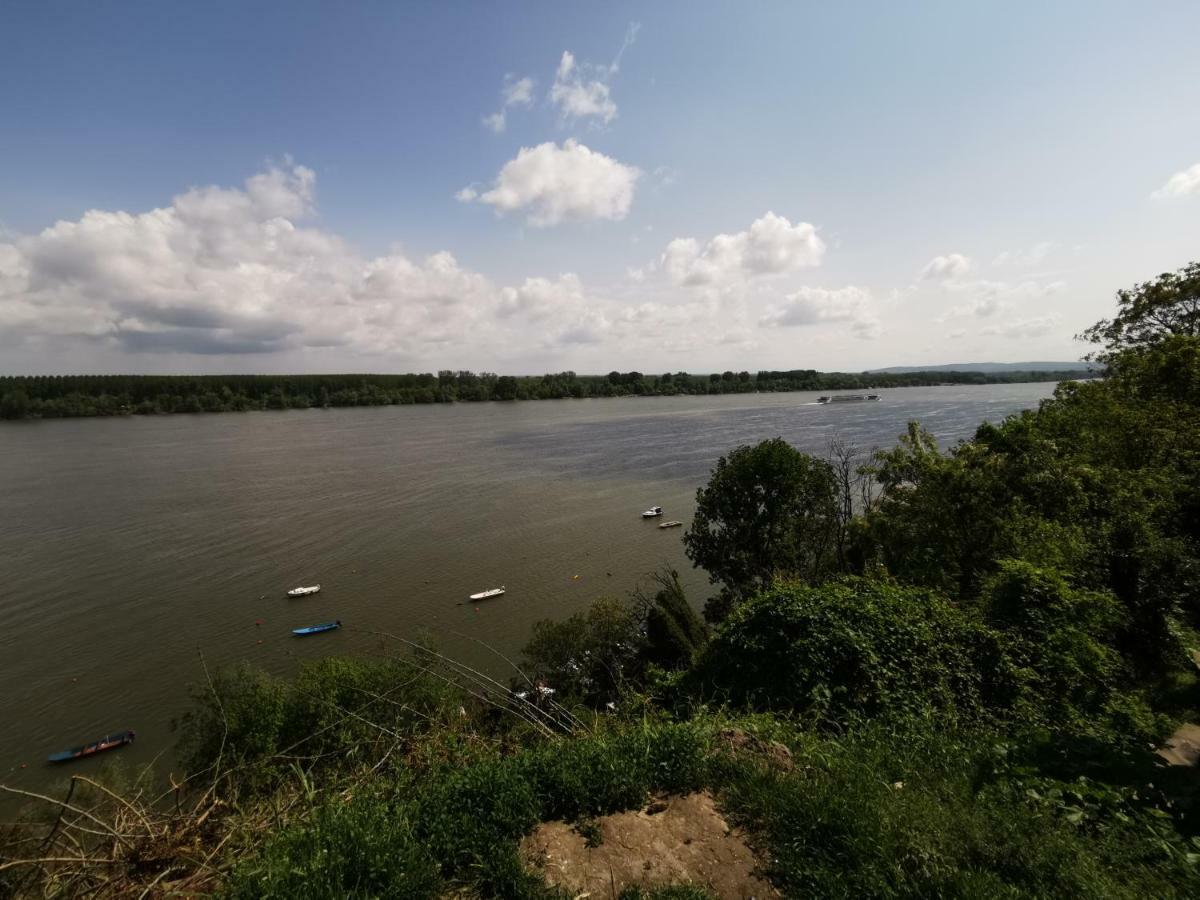Gardos Riverview Белград Екстериор снимка